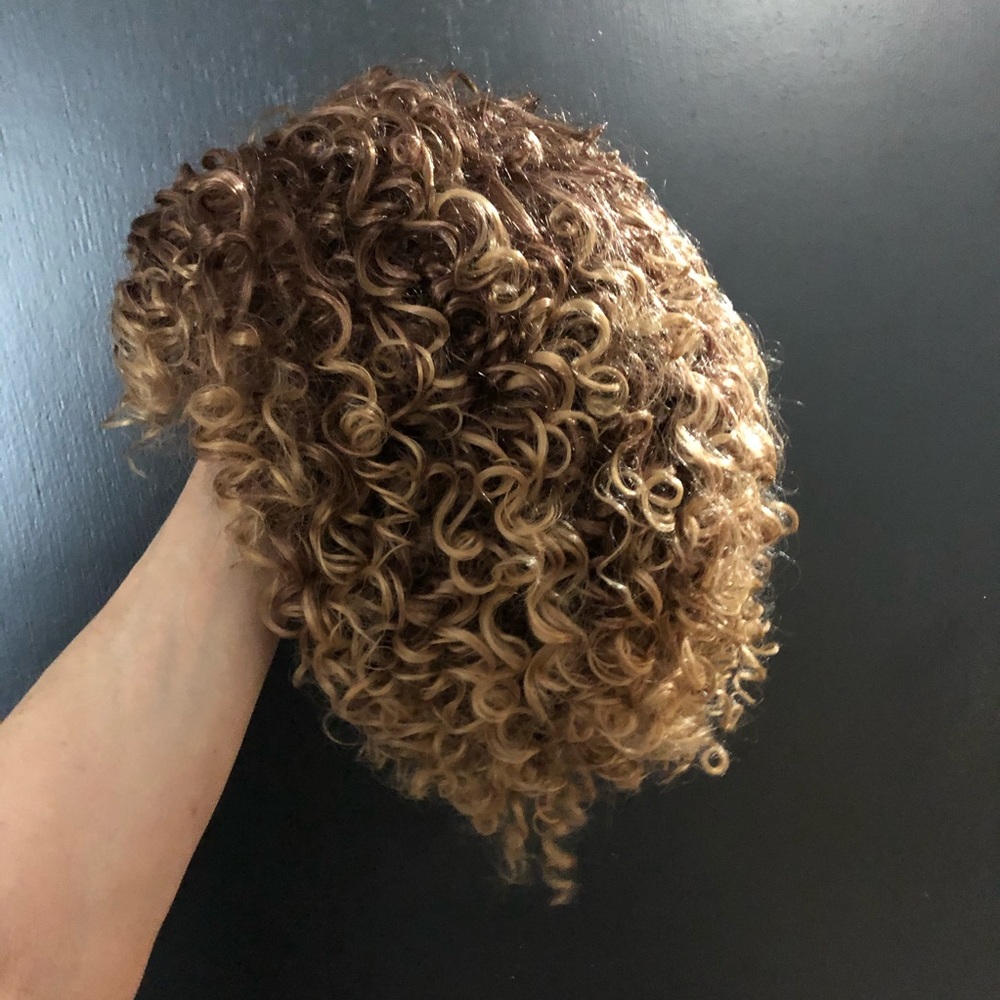 NWT 10” honey blonde Afro wig kinky curls bangs - Picture 11 of 16